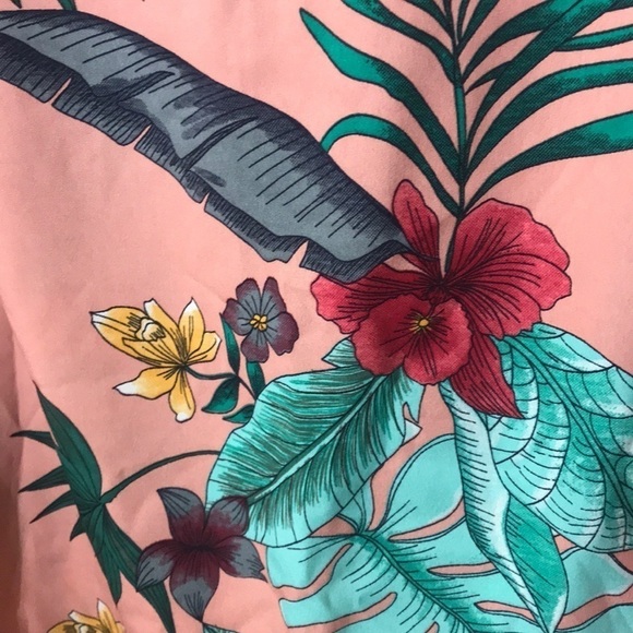 Asos Curve Junarose cold shoulder top 16 - Picture 7 of 9